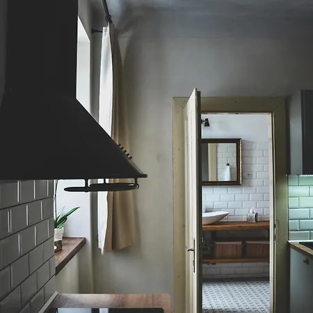 Svejdov Dom, Centrum 아파트 *