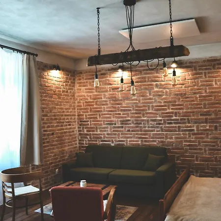 Apartment Svejdov Dom, Centrum