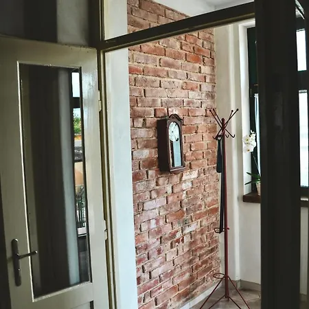 Svejdov Dom, Centrum 아파트 보이니체