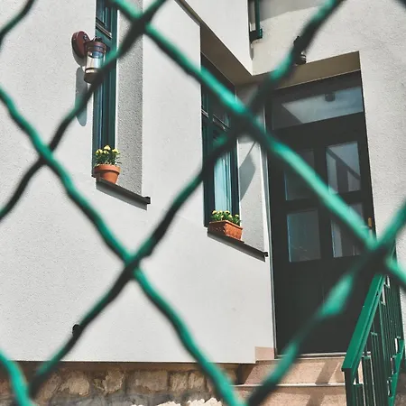 Svejdov Dom, Centrum Apartment